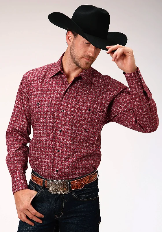 Men's Wrinkle - Resistant Polyester Blend Casual Shirts for Easy Travel and MaintenanceRoper Mens Red 100% Cotton Foulard L/S Snap Shirt Men's Wrinkle - Resistant Polyester Blend Casual Shirts for Easy Travel and MaintenanceRoper Mens Red 100% Cotton Foulard L/S Snap Shirt