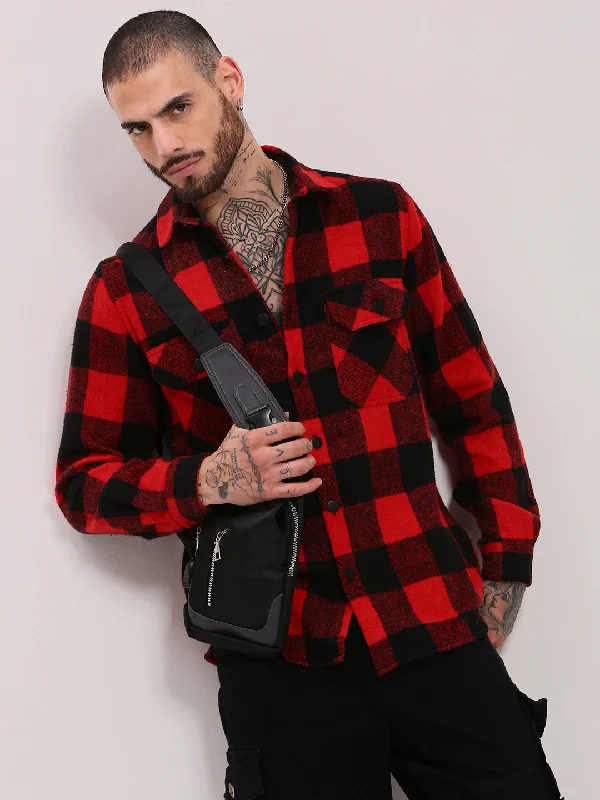Men's Two - Tone Contrast Panel Casual Shirts in White and Navy for a Stylish and Eye - Catching DesignMen Red Checked Shacket Men's Two - Tone Contrast Panel Casual Shirts in White and Navy for a Stylish and Eye - Catching DesignMen Red Checked Shacket