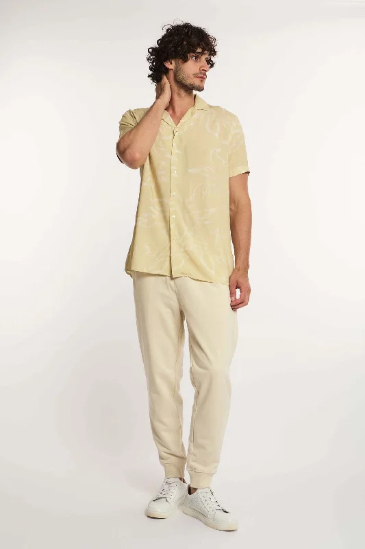 Men's Retro - Style Hawaiian Print Casual Shirts in Bold Patterns for a Tropical VacationMen Shirt Regular Fit Viscose Short Sleeves Beige Men's Retro - Style Hawaiian Print Casual Shirts in Bold Patterns for a Tropical VacationMen Shirt Regular Fit Viscose Short Sleeves Beige