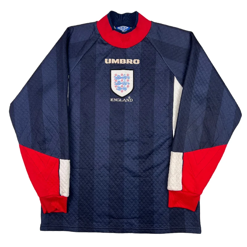 Men's Retro Soccer Jerseys of Famous Clubs from the 90s for Nostalgic Football EnthusiastsUmbro England 1997-98 Goalkeeper Jersey Navy Red Men's Retro Soccer Jerseys of Famous Clubs from the 90s for Nostalgic Football EnthusiastsUmbro England 1997-98 Goalkeeper Jersey Navy Red