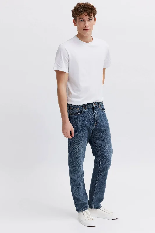 Men's Straight Leg Raw Denim Jeans for a Minimalist and Durable OptionAtlantic™ Crisp Ravage Men's Straight Leg Raw Denim Jeans for a Minimalist and Durable OptionAtlantic™ Crisp Ravage