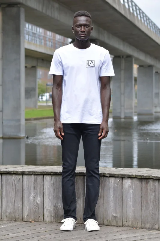 Men's Jeans with a Cargo - Inspired Knee Pocket for Extra StorageAtmosphere™ Midnight Blues Men's Jeans with a Cargo - Inspired Knee Pocket for Extra StorageAtmosphere™ Midnight Blues
