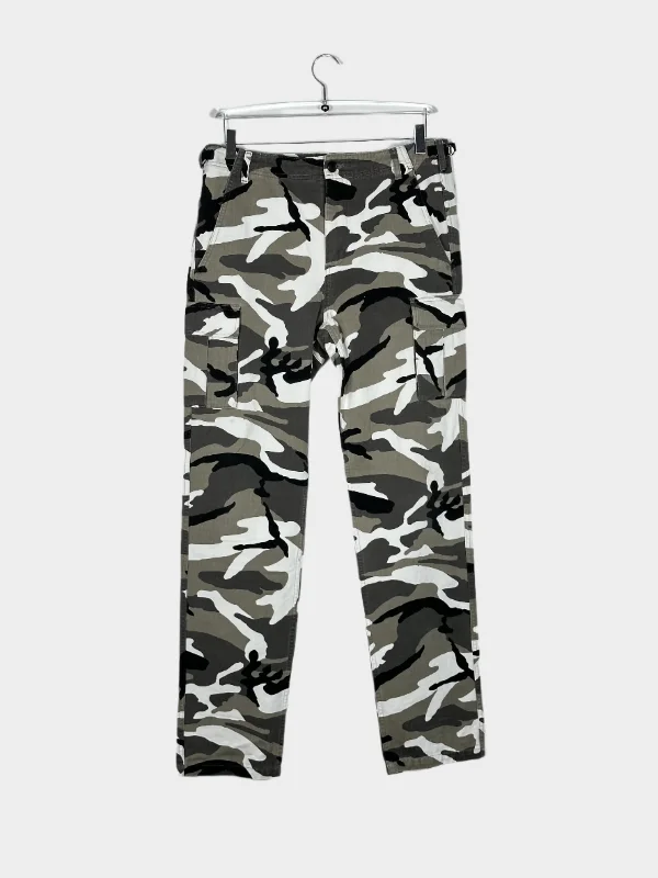 Men's Stretch Jeans with a Moisture - Wicking Lining for Active LifestylesCamo Jeans Men's Stretch Jeans with a Moisture - Wicking Lining for Active LifestylesCamo Jeans