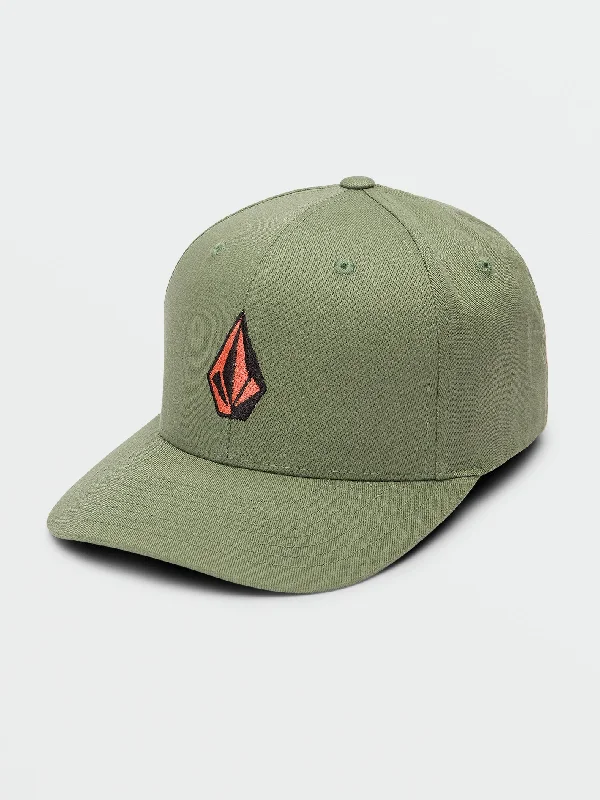 Men's High - Waisted Jeans in a Medium Wash for a Vintage - Style RevivalFull Stone Xfit Hat - Dark Forest Men's High - Waisted Jeans in a Medium Wash for a Vintage - Style RevivalFull Stone Xfit Hat - Dark Forest
