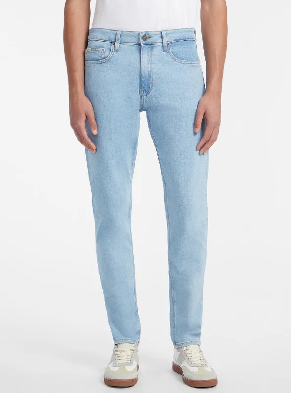 Men's Jeans with an Elastic Waistband for Ultimate ComfortGuess Jeans G14 Slim Jeans Men's Jeans with an Elastic Waistband for Ultimate ComfortGuess Jeans G14 Slim Jeans