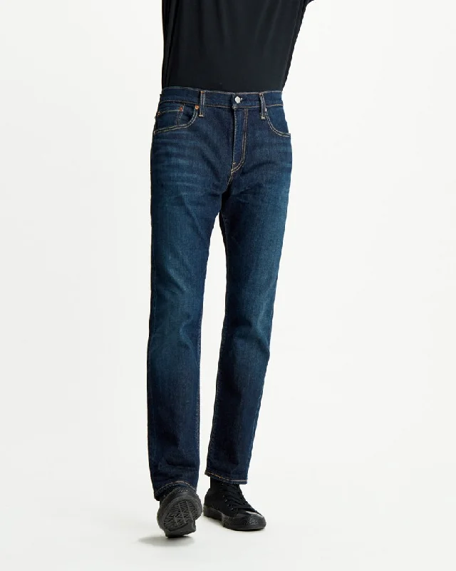Men's Colored Jeans in Burgundy for a Bold and Fashion - Forward LookLevi's® 502 Regular Tapered Mens Jeans - Biologia ADV Men's Colored Jeans in Burgundy for a Bold and Fashion - Forward LookLevi's® 502 Regular Tapered Mens Jeans - Biologia ADV