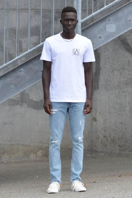 Men's Straight Leg Raw Denim Jeans for a Minimalist and Durable OptionO2™ Rousing Rebellion Men's Straight Leg Raw Denim Jeans for a Minimalist and Durable OptionO2™ Rousing Rebellion