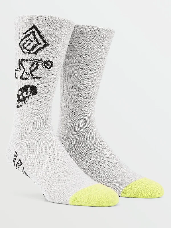 Men's Straight Leg Raw Denim Jeans for a Minimalist and Durable OptionSkate Vitals Simon Bannerot Sock - Charcoal Heather Men's Straight Leg Raw Denim Jeans for a Minimalist and Durable OptionSkate Vitals Simon Bannerot Sock - Charcoal Heather
