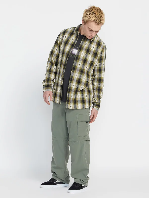 Men's Jeans with a Hidden Coin Pocket for Added ConvenienceSkate Vitals Simon Bannerot Woven Flannel - Expedition Green Men's Jeans with a Hidden Coin Pocket for Added ConvenienceSkate Vitals Simon Bannerot Woven Flannel - Expedition Green