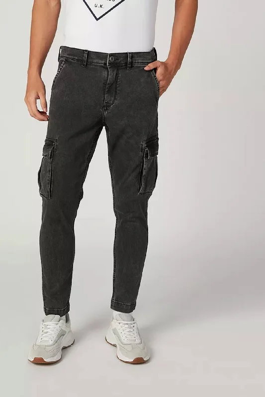 Men's Slim Fit Stretch Jeans in Dark Wash for a Modern and Comfortable LookSplash