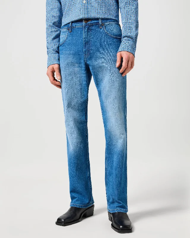 Men's High - Waisted Jeans in a Medium Wash for a Vintage - Style RevivalWrangler Horizon Bootcut Mens Jeans - Prairie Blue