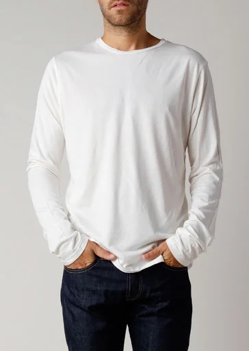 Men's Jeans with a Frayed Hem for a Casual and Effortless StyleBrooklyn Denim Co. Hemp/Organic Cotton Long Sleeve Crew Men's Jeans with a Frayed Hem for a Casual and Effortless StyleBrooklyn Denim Co. Hemp/Organic Cotton Long Sleeve Crew