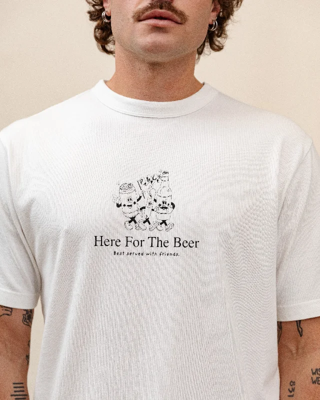 Men's v - neck muscle t - shirts for a body - building aestheticHere For The Beer 2.0 T-Shirt - Off White Men's v - neck muscle t - shirts for a body - building aestheticHere For The Beer 2.0 T-Shirt - Off White