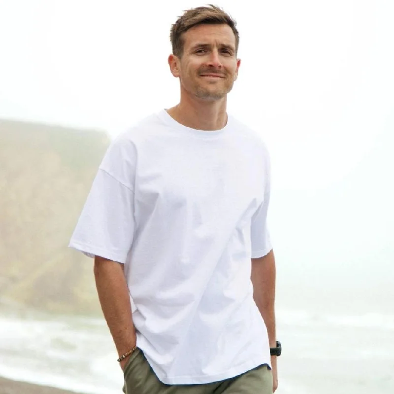 Men's smart - casual checkered t - shirts for semi - formal occasionsMen's Midweight Oversized T-Shirt Men's smart - casual checkered t - shirts for semi - formal occasionsMen's Midweight Oversized T-Shirt