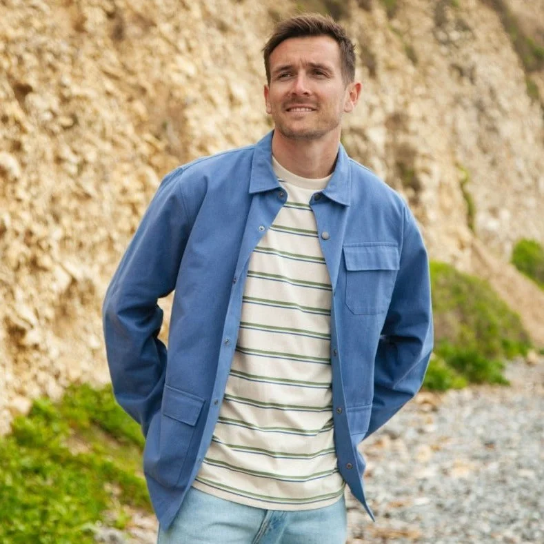Men's plus - size pocket t - shirts with a classic lookMen's Overshirt