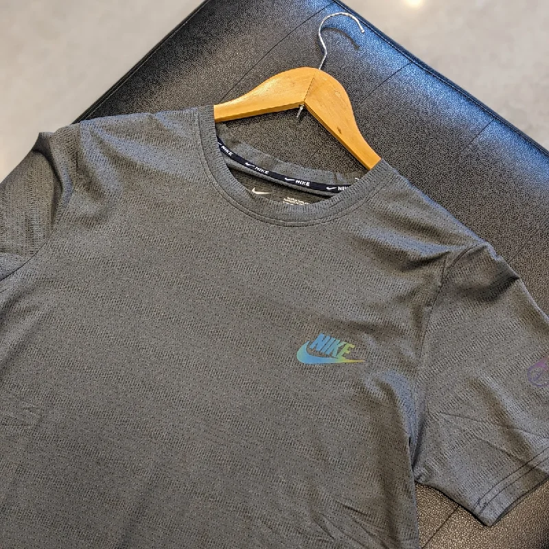 Men's high - collar polo shirts with a modern twistNK - Men 'Dark Grey' Short Sleeve Dry Fit T-Shirt SP12 Men's high - collar polo shirts with a modern twistNK - Men 'Dark Grey' Short Sleeve Dry Fit T-Shirt SP12