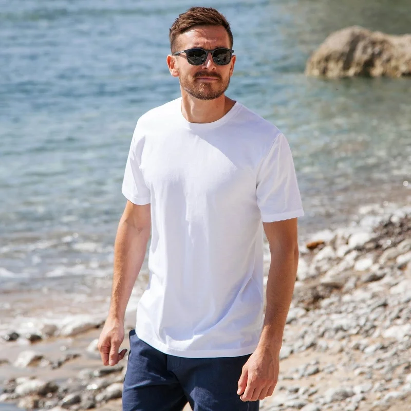 Men's thermal t - shirts with a high - neck design for cold weatherMen's Basic T-Shirt Men's thermal t - shirts with a high - neck design for cold weatherMen's Basic T-Shirt