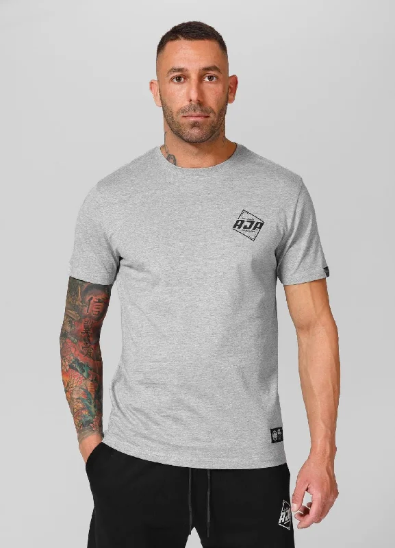 Men's organic cotton crew - neck t - shirts for everyday comfortT-Shirt Small Logo AJP Men's organic cotton crew - neck t - shirts for everyday comfortT-Shirt Small Logo AJP