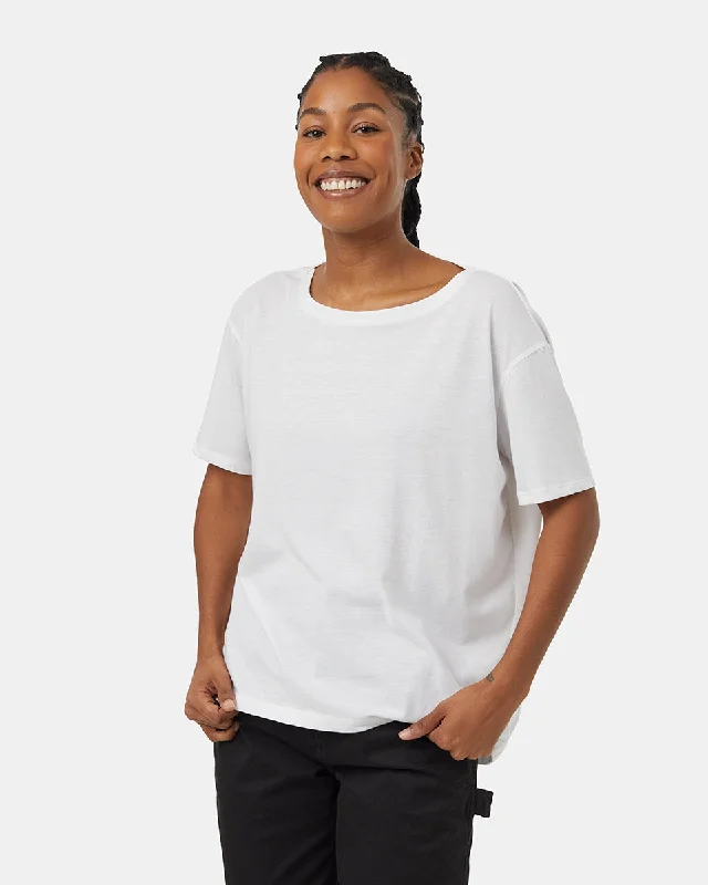 Men's eco - friendly recycled t - shirts for sustainable fashion choicesTreeBlend High Low T-Shirt Men's eco - friendly recycled t - shirts for sustainable fashion choicesTreeBlend High Low T-Shirt