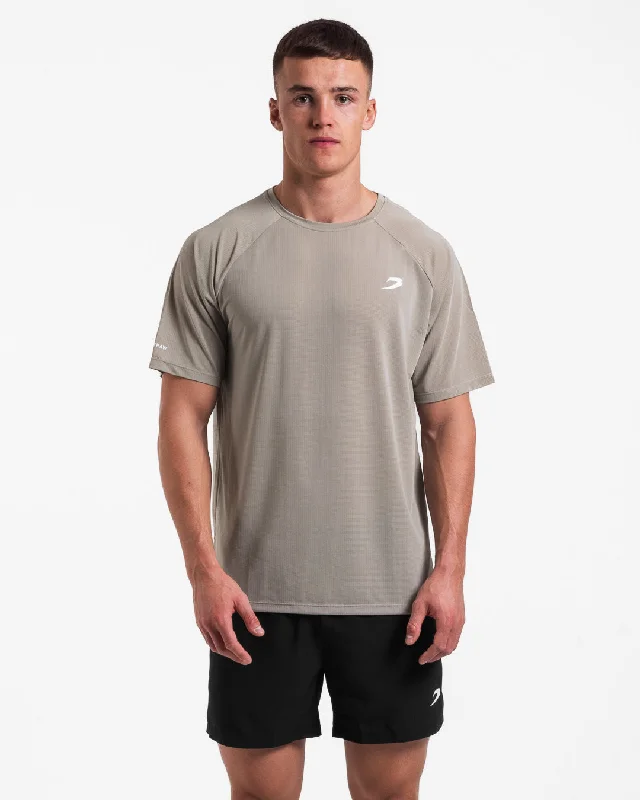 Men's long - sleeve henley t - shirts with button - down placketsValdes Oversized T-Shirt - Greige Men's long - sleeve henley t - shirts with button - down placketsValdes Oversized T-Shirt - Greige