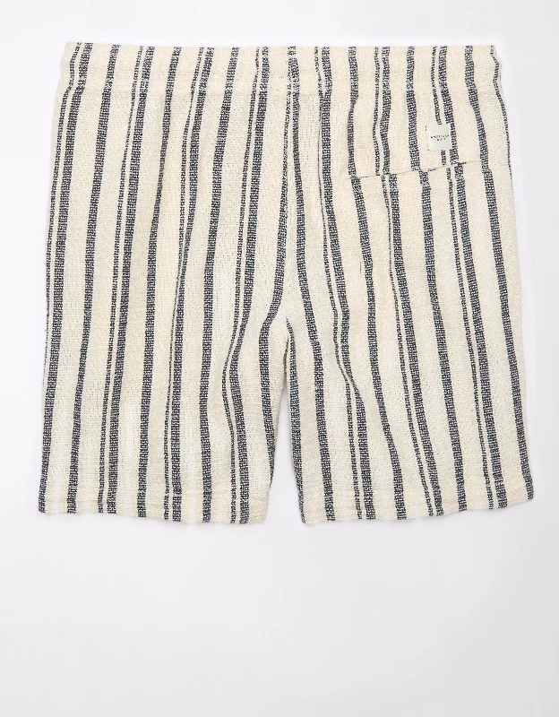 Men's side - stripe track shorts for a sporty running lookAE Flex 7" Lived-In Trekker Short Men's side - stripe track shorts for a sporty running lookAE Flex 7" Lived-In Trekker Short