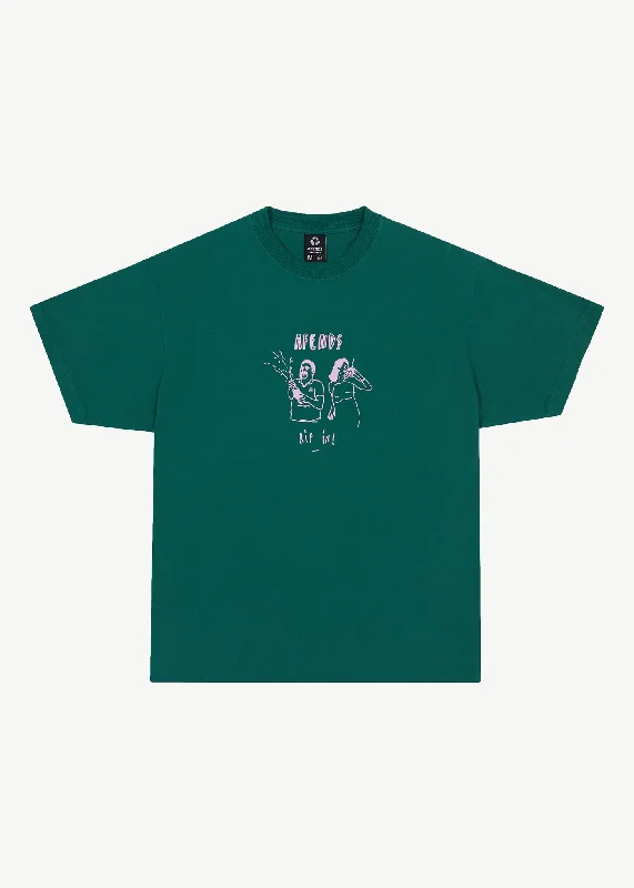 Men's plus - size pocket t - shirts with a classic lookAFENDS Mens Rip In - Boxy Graphic T-Shirt - Emerald Men's plus - size pocket t - shirts with a classic lookAFENDS Mens Rip In - Boxy Graphic T-Shirt - Emerald