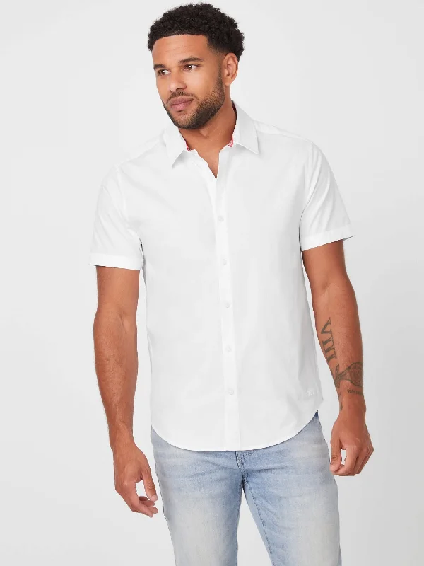 Men's polo t - shirts with a contrast collar for a preppy lookDarrow Shirt
