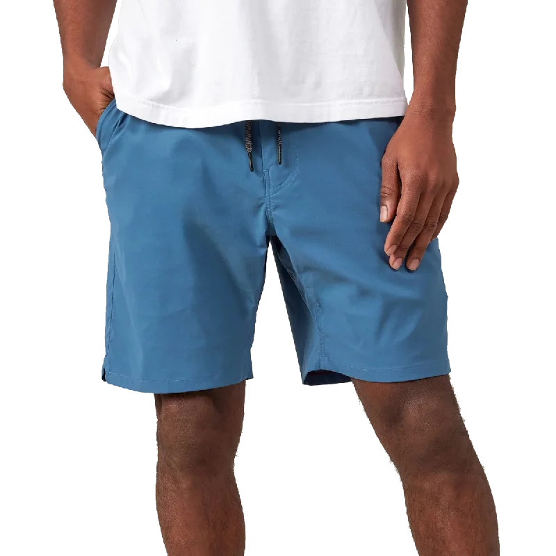 Men's zip - pocket canvas shorts for added functionality during travelMen's Everywhere Featherlight Chino Short Men's zip - pocket canvas shorts for added functionality during travelMen's Everywhere Featherlight Chino Short