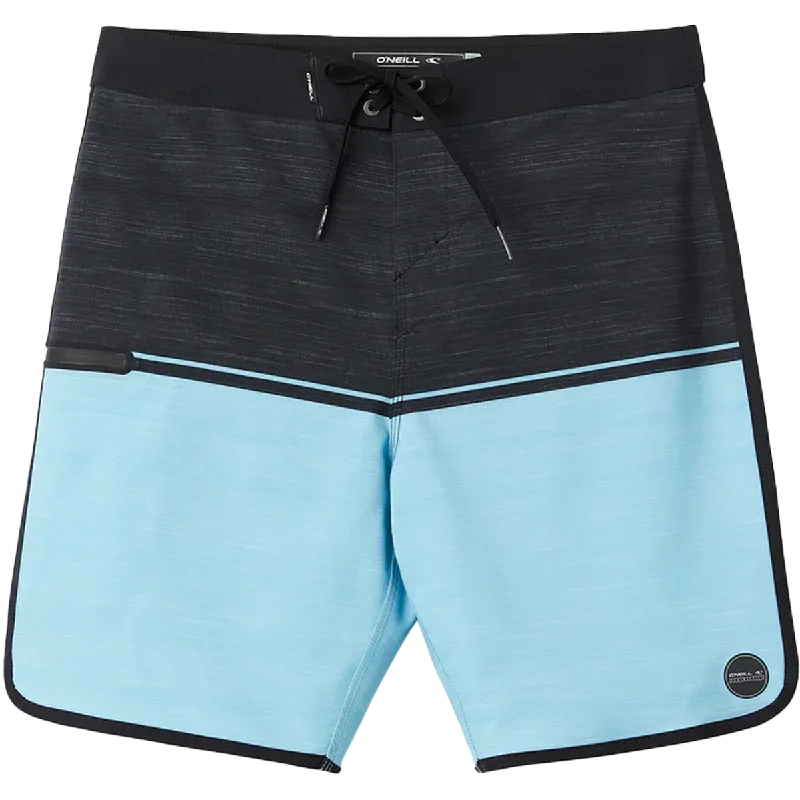 Men's pleated front twill shorts for a classic and sophisticated appearanceMen's TRVLR Nomad Scallop 19" Men's pleated front twill shorts for a classic and sophisticated appearanceMen's TRVLR Nomad Scallop 19"