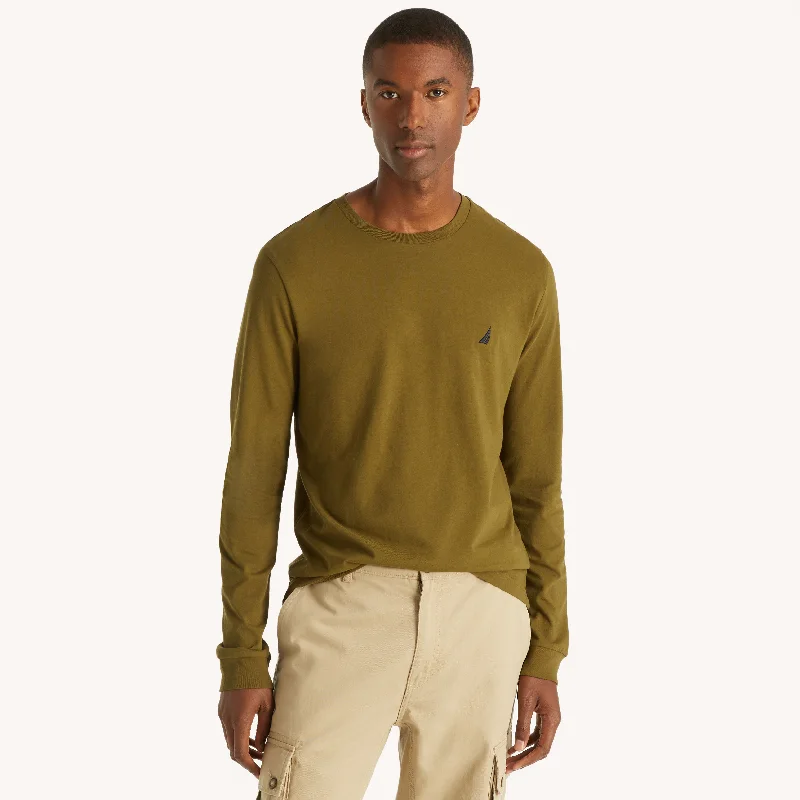 Men's mock - neck t - shirts with a modern and sleek styleNautica Crewneck Long-Sleeve T-Shirt Men's mock - neck t - shirts with a modern and sleek styleNautica Crewneck Long-Sleeve T-Shirt