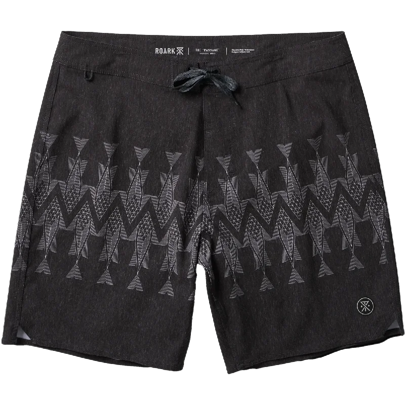 Men's elastic waistband lounge shorts for lazy weekends at homeMen's Passage 18"
