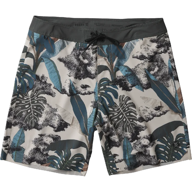 Men's camo print cargo shorts for outdoor adventuresMen's Passage Primo 18"