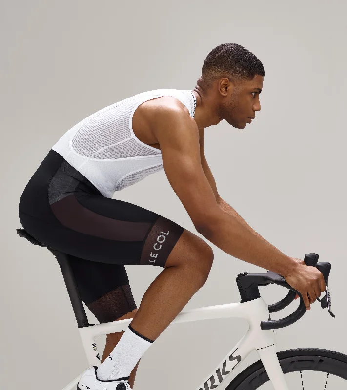 Men's adjustable - length convertible shorts for versatile usePro Lightweight Bib Shorts Men's adjustable - length convertible shorts for versatile usePro Lightweight Bib Shorts