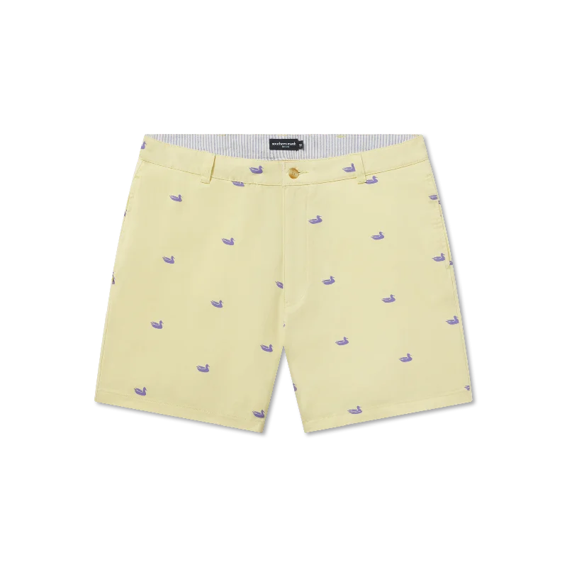Men's side - stripe track shorts for a sporty running lookRegatta Short with Printed Ducks - 6in. Flat Men's side - stripe track shorts for a sporty running lookRegatta Short with Printed Ducks - 6in. Flat