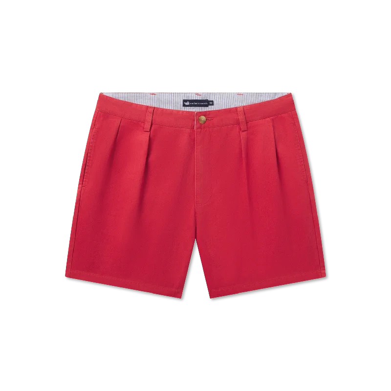 Men's elastic waistband lounge shorts for lazy weekends at homeRegatta Short - 6in. Pleated - Vibrant Men's elastic waistband lounge shorts for lazy weekends at homeRegatta Short - 6in. Pleated - Vibrant
