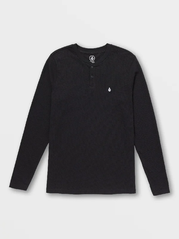 Men's antimicrobial t - shirts for odor - free freshness during travelRussel Thermal Henley - Black Men's antimicrobial t - shirts for odor - free freshness during travelRussel Thermal Henley - Black