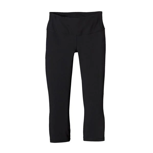 Men's elastic waistband lounge shorts for lazy weekends at homeWomen's Centered Crops Men's elastic waistband lounge shorts for lazy weekends at homeWomen's Centered Crops